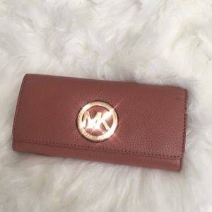 Michael kors wallet 👝